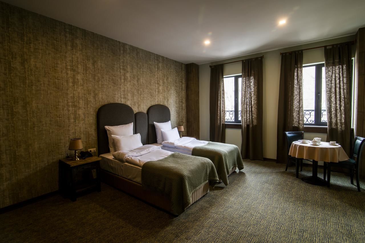 Отель Apricot Hotel Yerevan Ереван-38