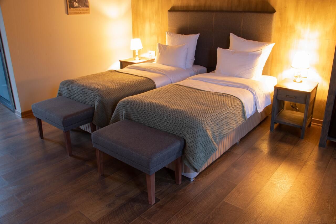 Отель Apricot Hotel Yerevan Ереван-10