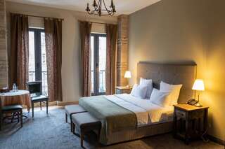 Отель Apricot Hotel Yerevan Ереван Стандартный двухместный номер с 1 кроватью или 2 отдельными кроватями-1