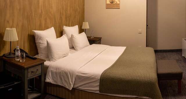 Отель Apricot Hotel Yerevan Ереван-24